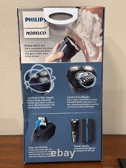 BNIB Philips Norelco Shaver 3960, Includes Travel Pouch, Wet & Dry For Comfort