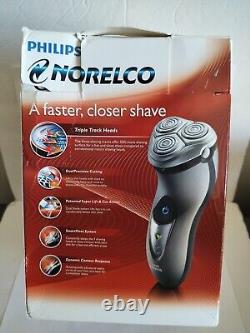 Philips Norelco HQ9 Men's shaver 8240XL Rechargeable Cordless wet/dry NEW