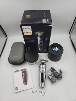 SPOT Philips Norelco S9000 Prestige Rechargeable Wet & Dry Shaver with Precision