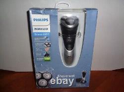 Philips Norelco 4400 Aquatec AT815/41 Rasoir électrique pour hommes Wet/Dry étanche