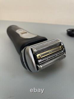 Rasoir électrique pour hommes Braun Série 9 Pro 9465cc avec tondeuse à barbe Pro Lift Wet & Dry