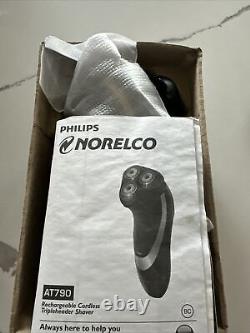 Rasoir pour homme Philips Norelco CareTouch AT790 Aquatec avec tondeuse intégrée, pour utilisation à sec ou sous l'eau